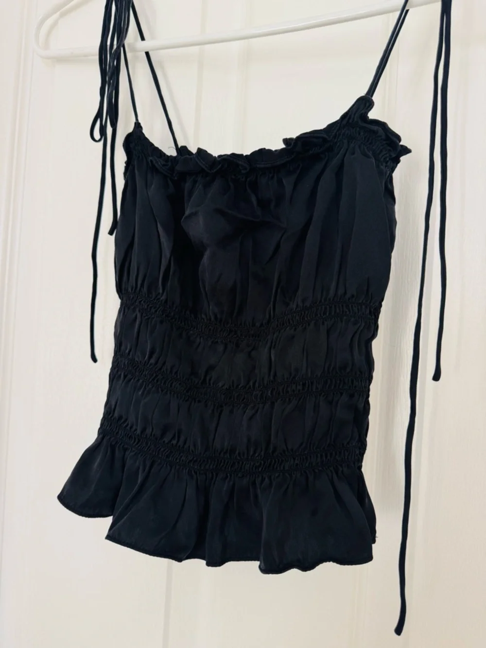 🖤 Reformation viviane black silk top. - Picture 5 of 7